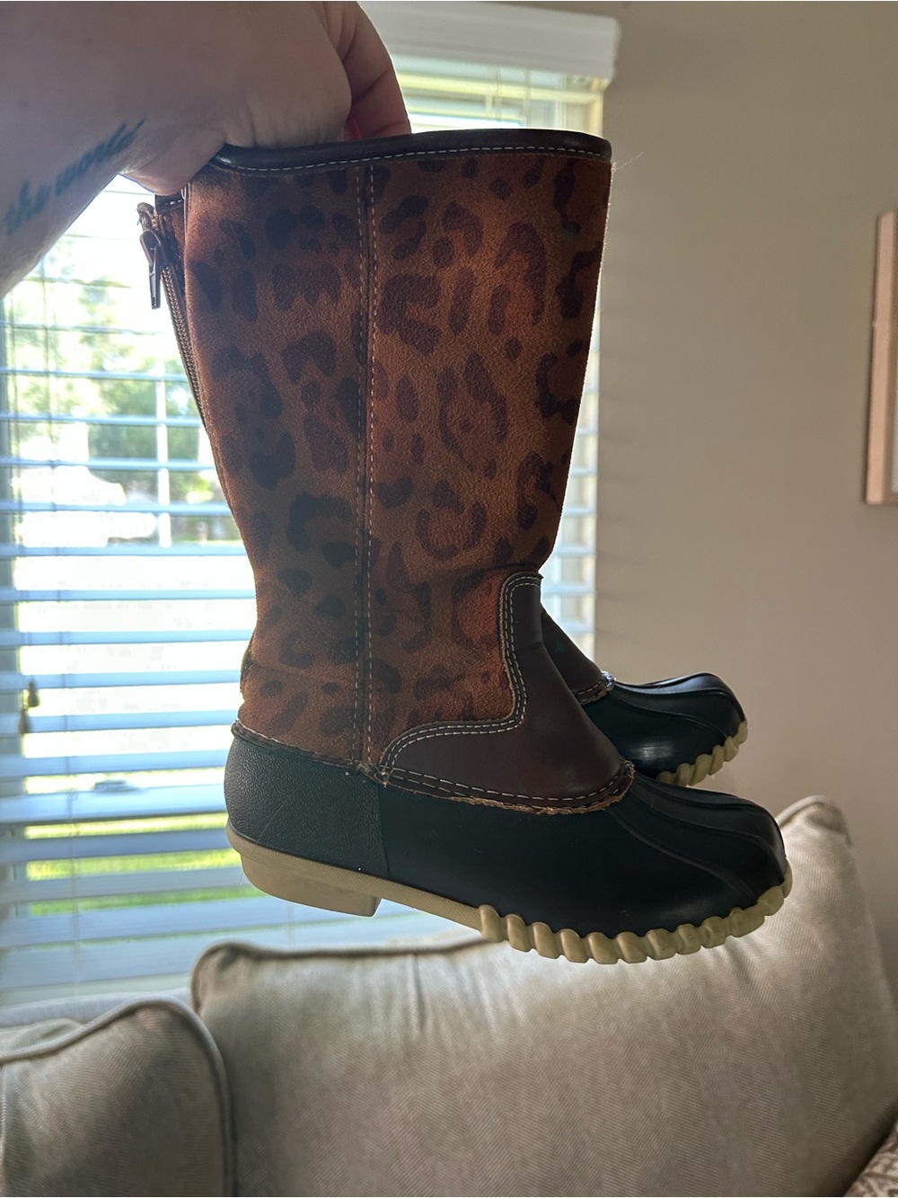 Little girl rain leopard boots